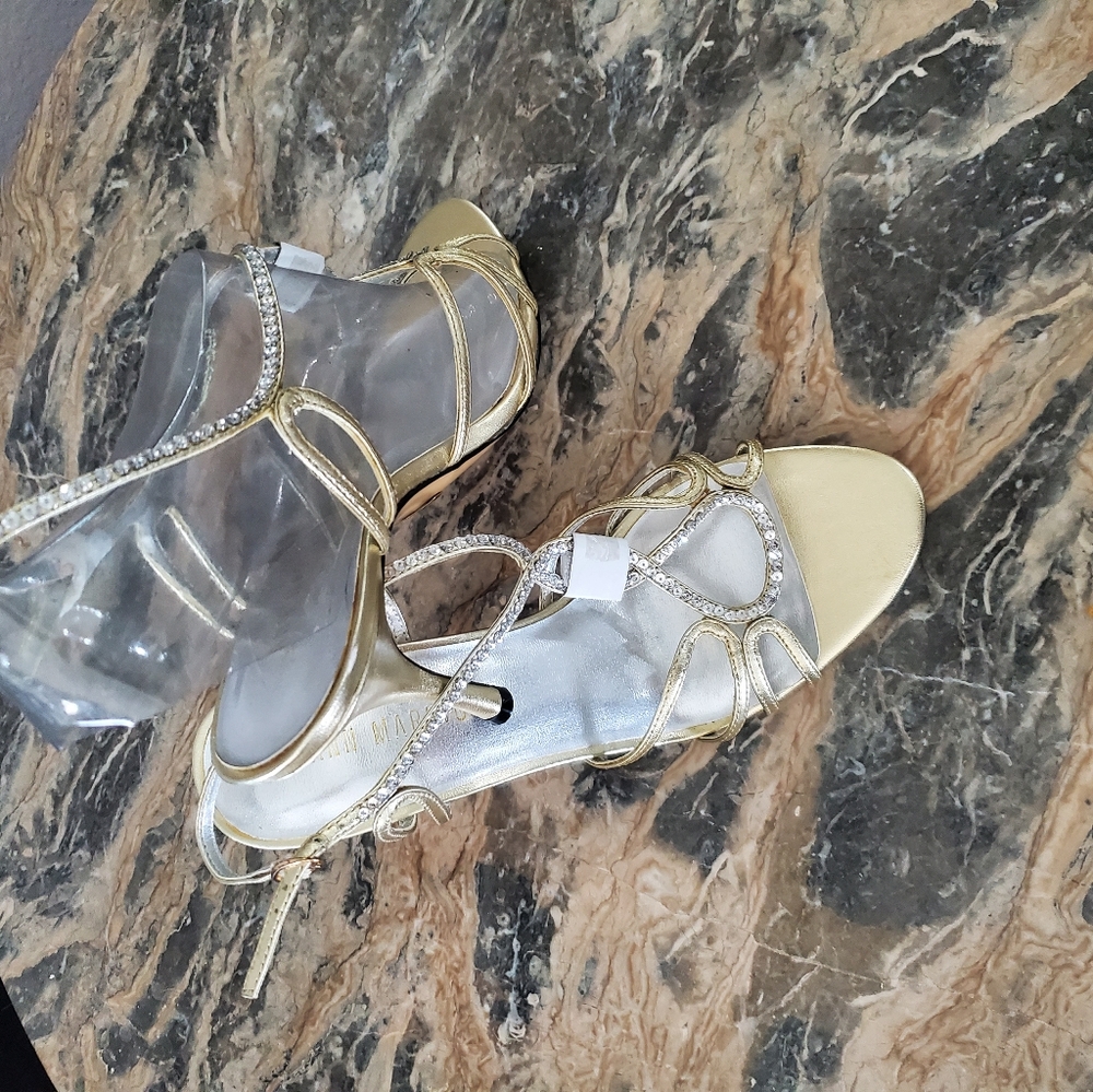 Shoes - Picture 3 of 3